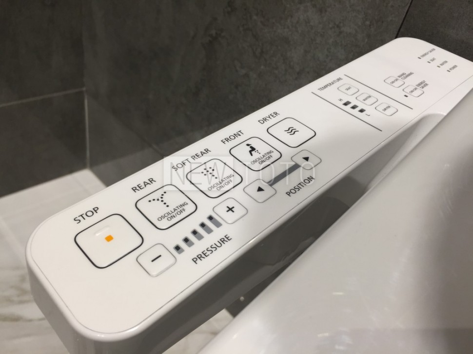 Крышка-биде TOTO Washlet EK 2.0 + приставной унитаз TOTO MH фото №9