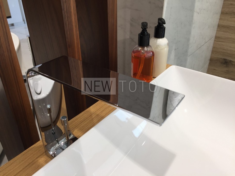 Раковина накладная TOTO Neorest 600мм фото №12