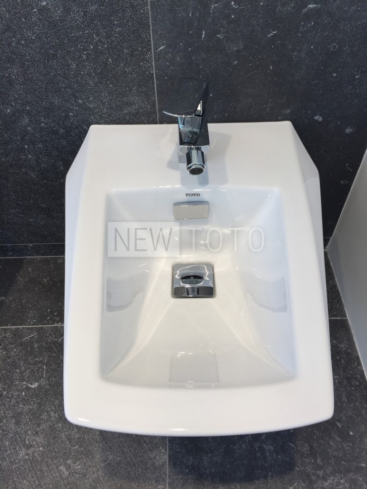 Биде подвесное TOTO Jewelhex фото №11